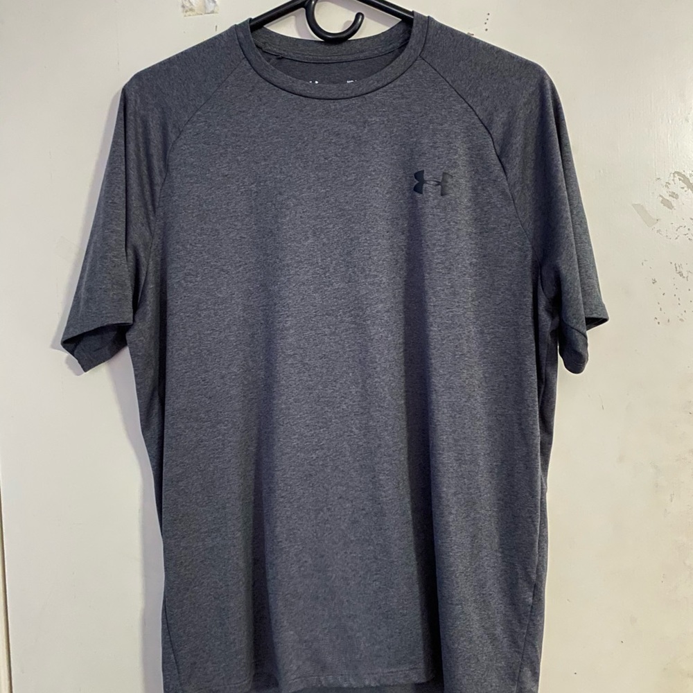 Underarmour shirt